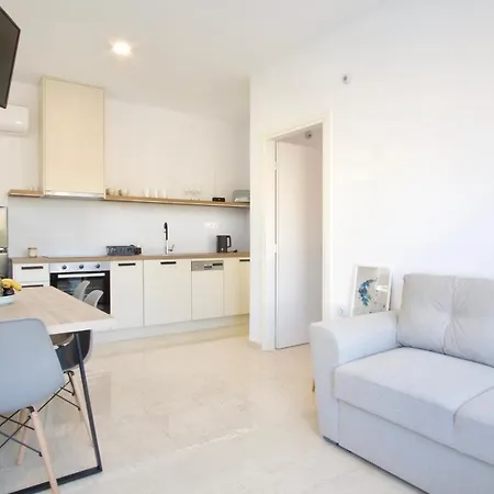 Asteria * הרסוניסוס