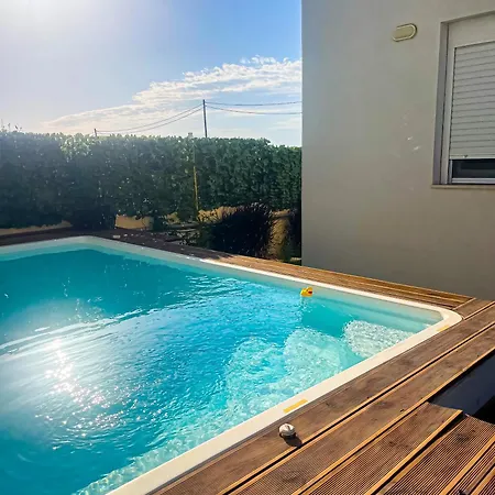 Asteria Apartment *